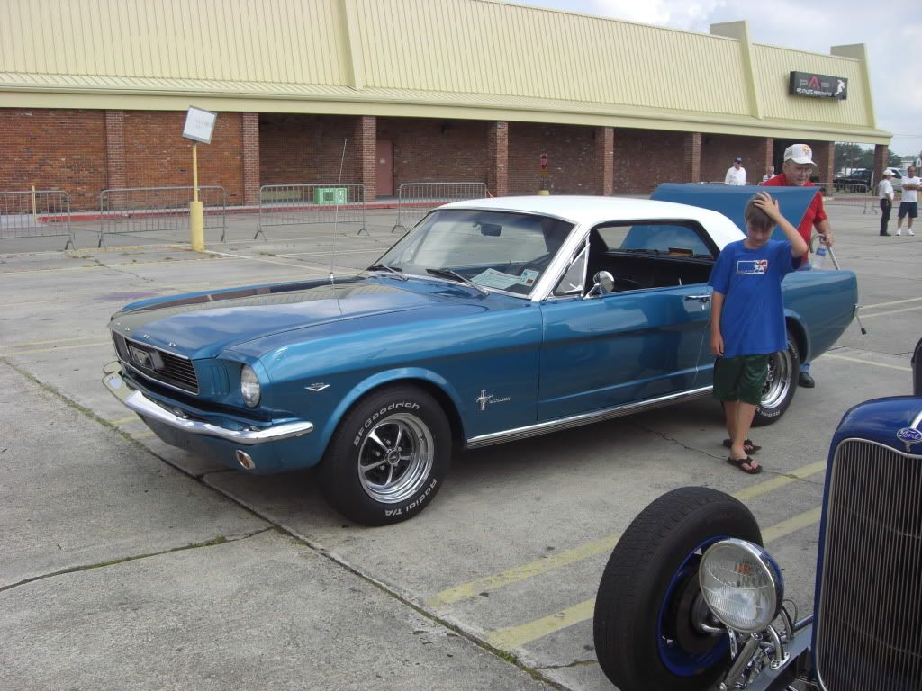 Pics Warning lots of pics Weekend Cruisers Car show Houma, LA Ford